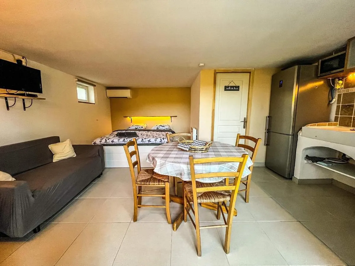 L'Olitia Villa Callas 0*,  France